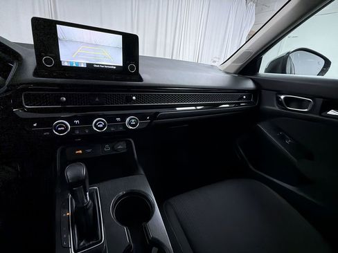 Used 2022 Honda Civic EX image 11
