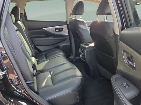 Used 2018 Nissan Murano Platinum FWD image 14