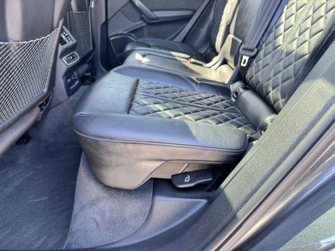 Used 2023 Audi SQ5 Premium Plus w/ Premium Plus Package AWD/4WD image 35