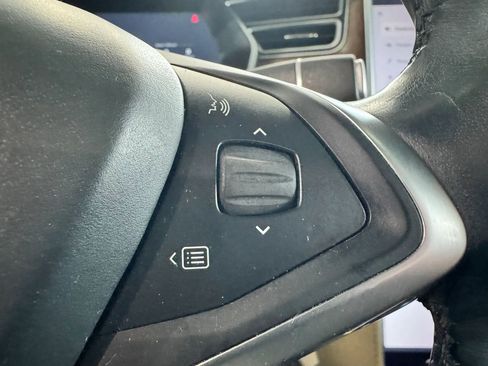 Used 2017 Tesla Model X 100D image 36