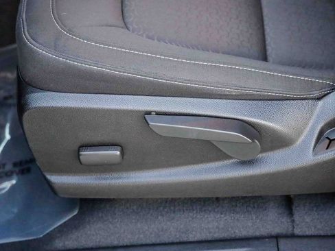 Used 2021 GMC Canyon Elevation w/ Driver Alert Package image 25