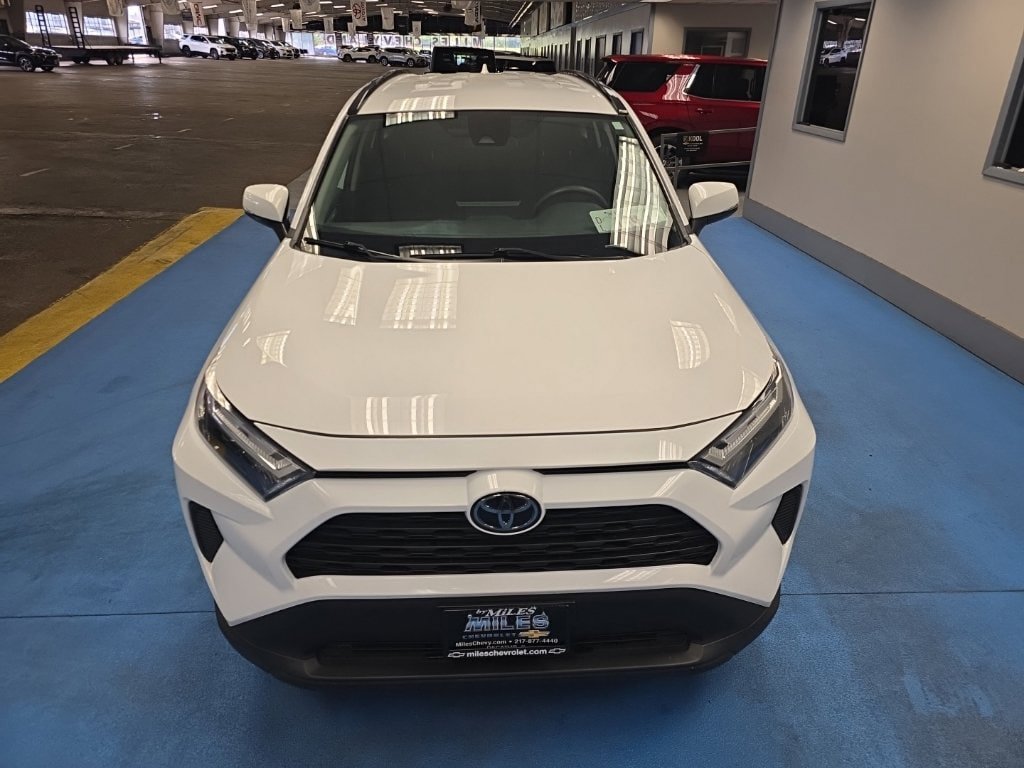 Used 2024 Toyota RAV4 XLE FWD image 7