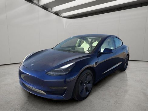 Used 2022 Tesla Model 3 Long Range image 1