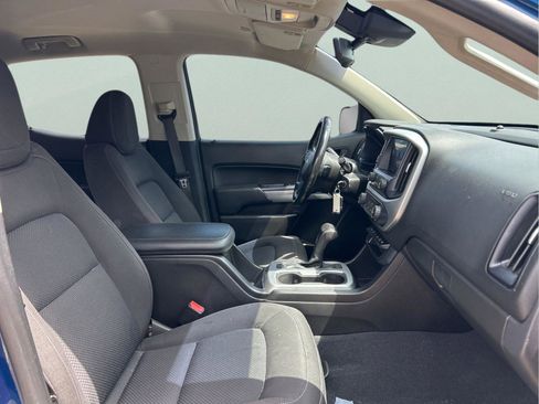 Used 2019 Chevrolet Colorado LT w/ LT Convenience Package RWD image 12