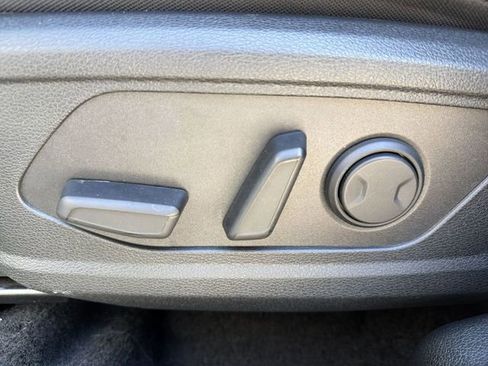 Used 2025 Kia Sportage EX w/ Premium Package FWD image 12
