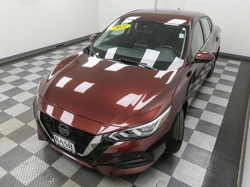 Used 2021 Nissan Sentra SV image 6