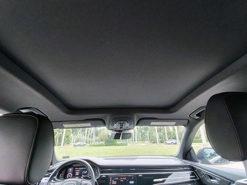 Used 2019 Audi Q8 Premium Plus AWD/4WD image 31