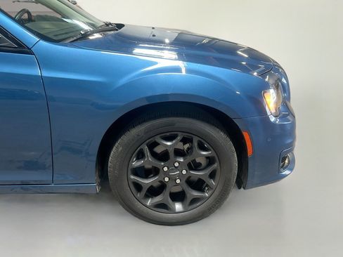 Used 2022 Chrysler 300 Touring L AWD/4WD image 29