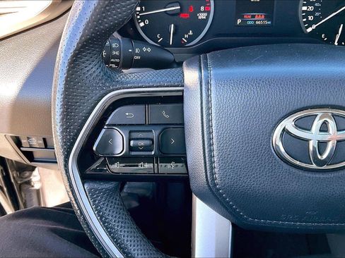 Used 2022 Toyota Tundra SR5 image 18