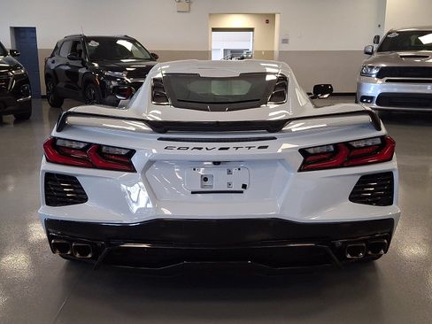 Used 2023 Chevrolet Corvette Stingray Coupe w/ Z51 Performance Package RWD image 5