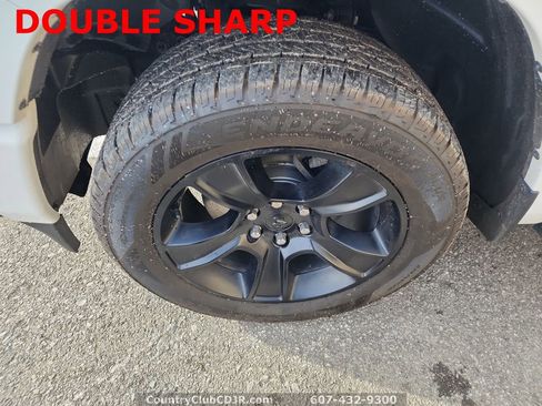 Used 2023 RAM 1500 Big Horn image 33