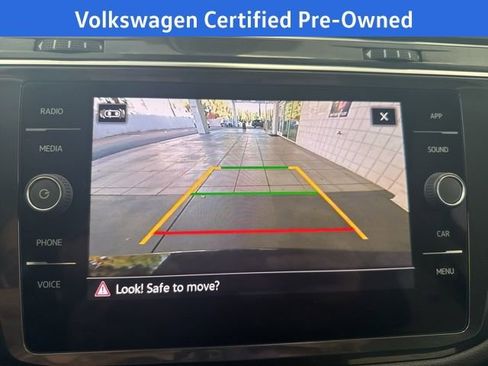 Certified 2023 Volkswagen Tiguan SE w/ Panoramic Sunroof Package image 22