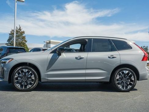 New 2027 Volvo XC60 B5 Ultra AWD/4WD image 4
