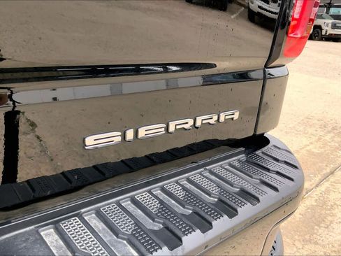 Certified 2025 GMC Sierra 1500 Denali w/ Denali Reserve Package AWD/4WD image 10