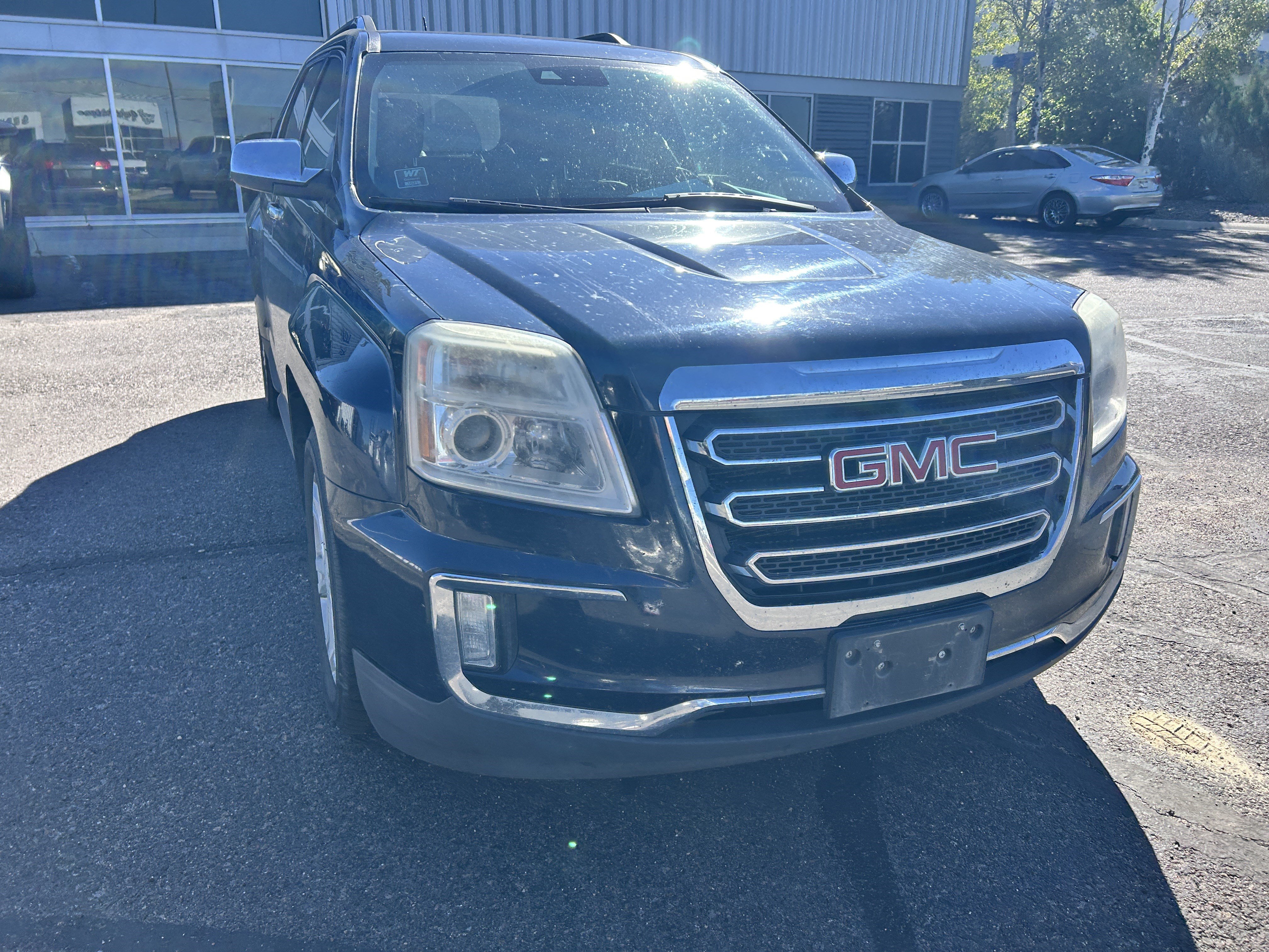 Used 2016 GMC Terrain SLT w/ Open Road Package AWD/4WD image 6