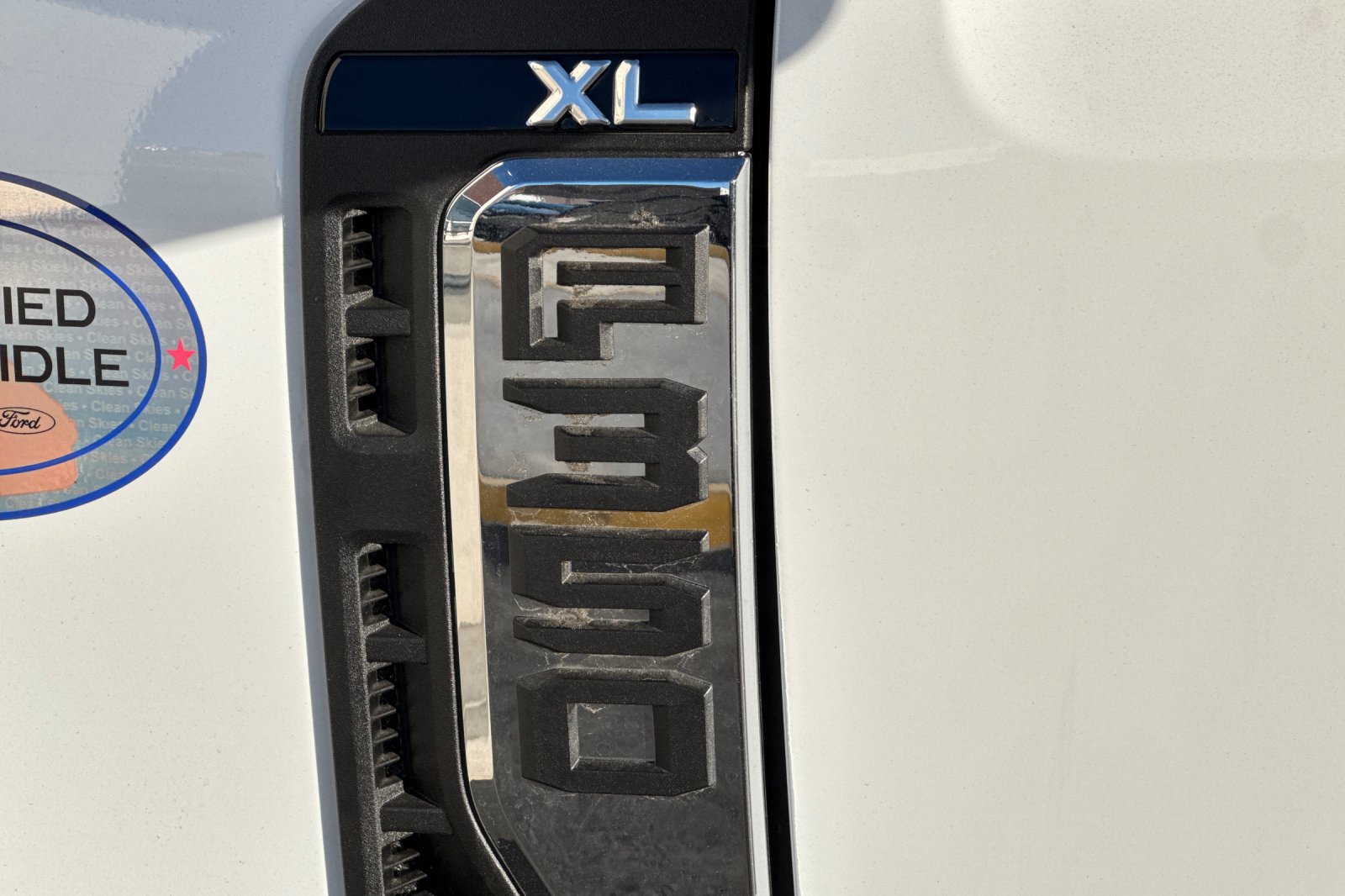 New 2025 Ford F350 XL w/ XL Chrome Package RWD image 23