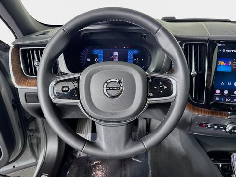 Used 2024 Volvo XC60 B5 Ultimate w/ Protection Package Premier AWD/4WD image 13