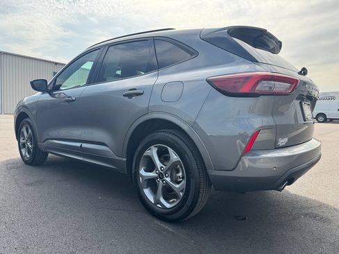 Used 2024 Ford Escape ST-Line w/ Tech Pack #1 AWD/4WD image 7
