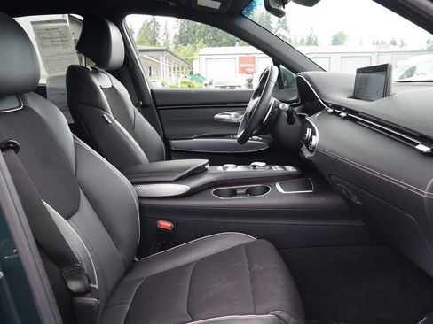 Used 2024 Genesis GV70 3.5T Sport AWD/4WD image 9