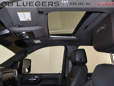 Used 2022 GMC Sierra 3500 AT4 w/ AT4 Preferred Package image 14