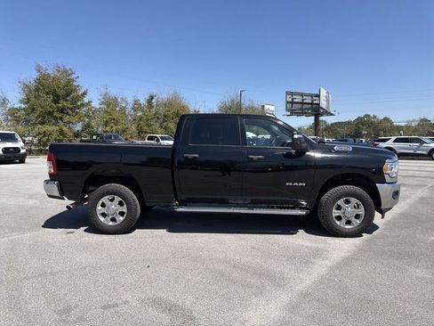 Used 2024 RAM 2500 Big Horn AWD/4WD image 5
