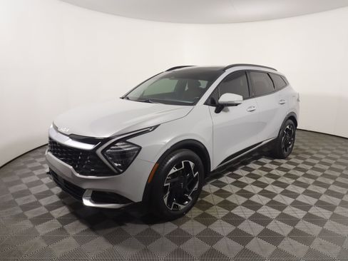 Used 2023 Kia Sportage SX image 9