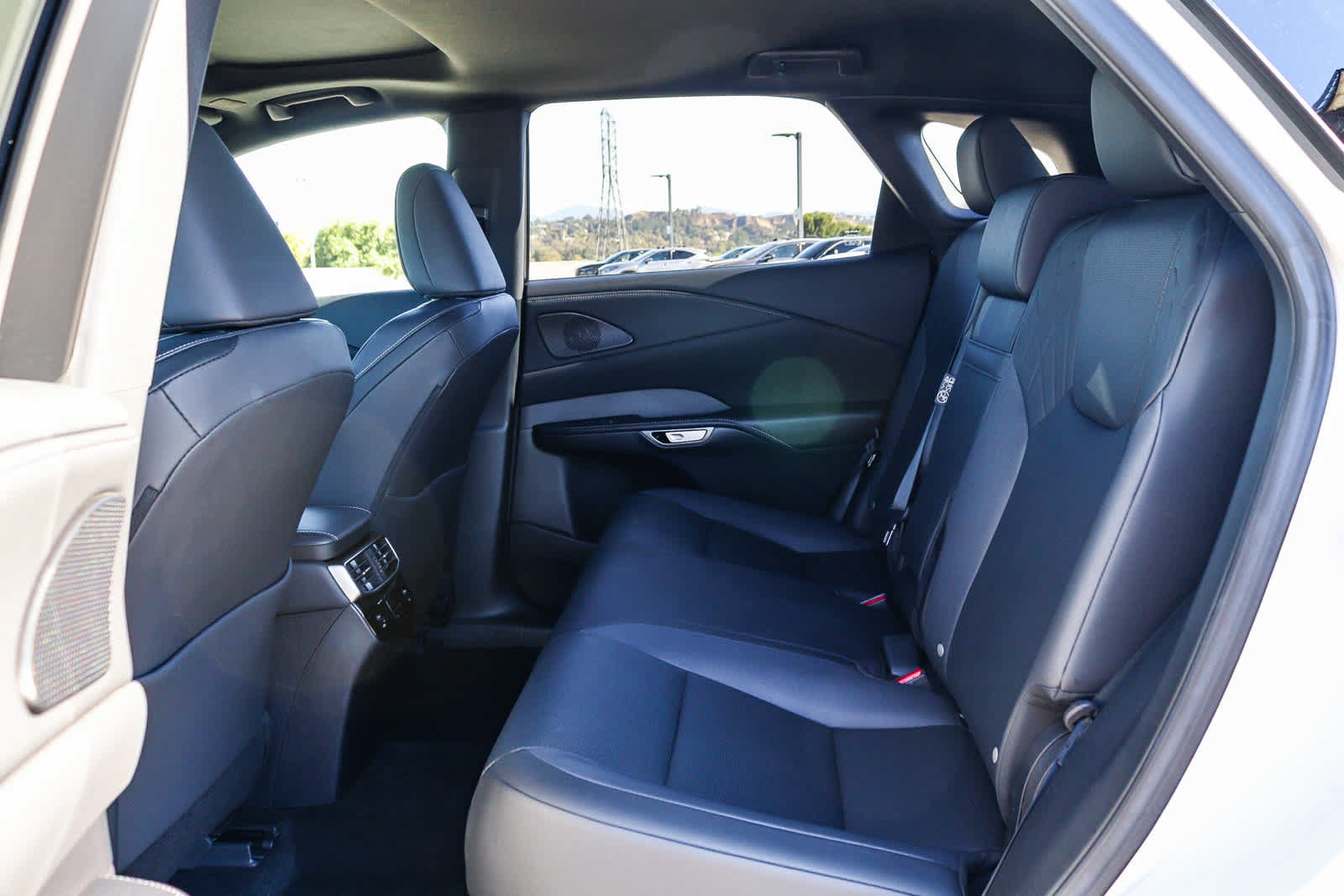 Used 2024 Lexus RX 350 Premium w/ Accessory Package (Z1) FWD image 21