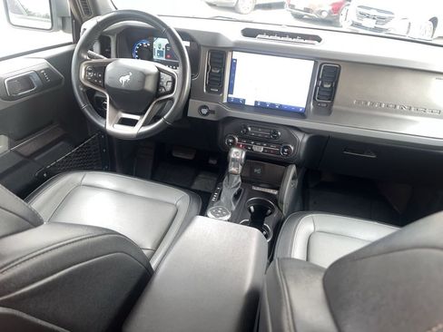 Used 2024 Ford Bronco Everglades image 30
