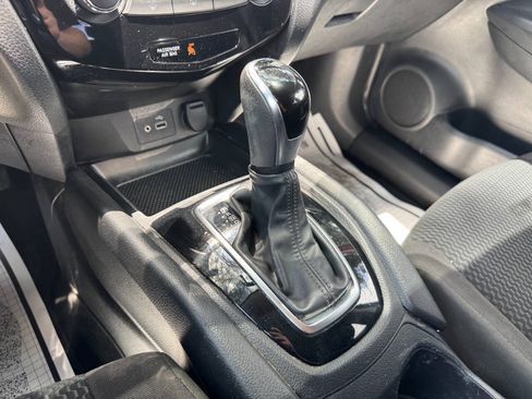 Used 2019 Nissan Rogue Sport S FWD image 49