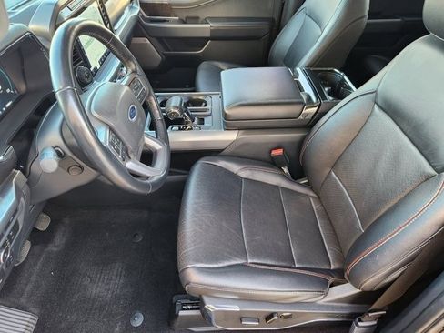 Used 2022 Ford F150 Lariat w/ Equipment Group 502A High image 12