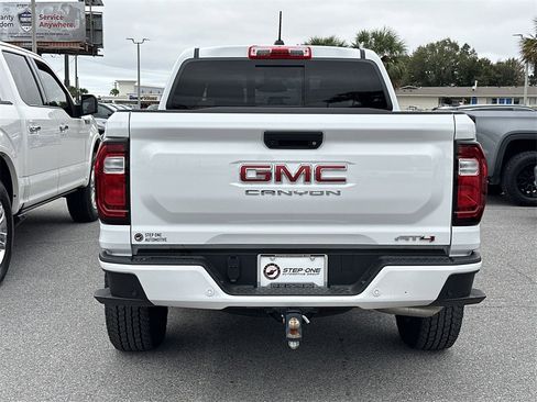 Used 2025 GMC Canyon AT4 image 6