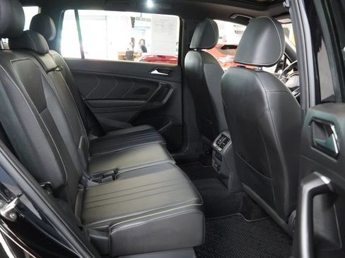 Used 2023 Volkswagen Tiguan SE R-Line AWD/4WD image 30