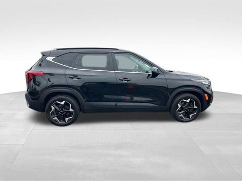 Certified 2024 Kia Seltos EX AWD/4WD image 9