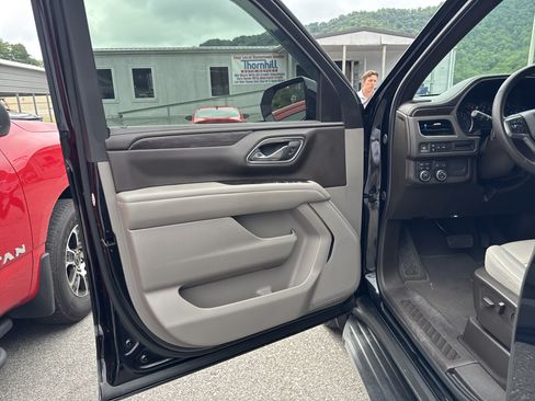 Used 2024 Chevrolet Tahoe LS w/ Driver Alert Package AWD/4WD image 9