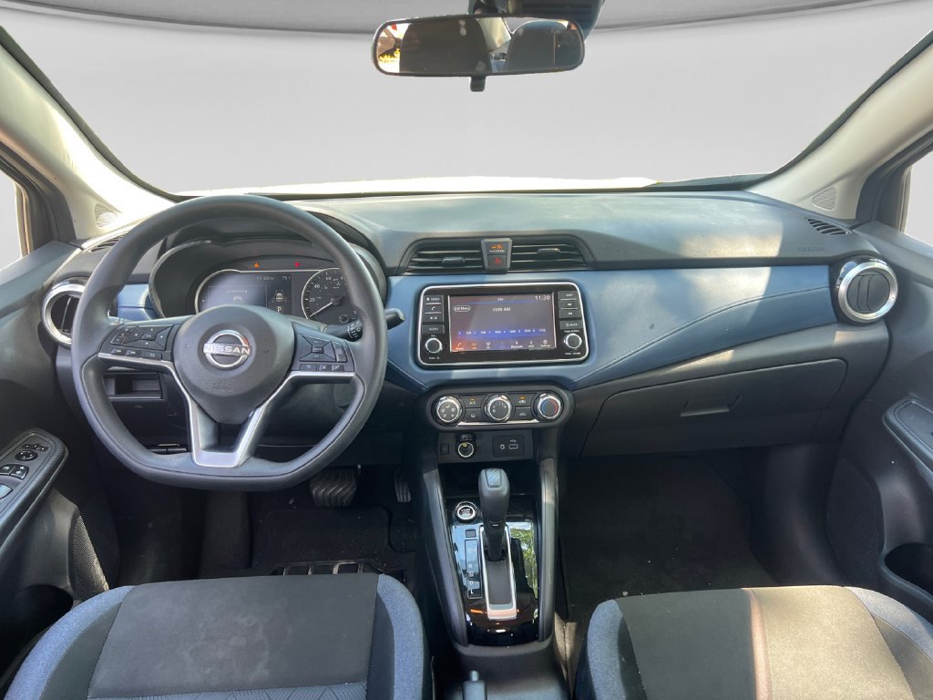 Used 2025 Nissan Versa SV FWD image 18