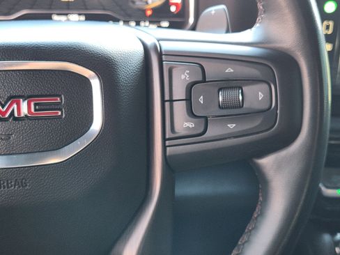 Used 2025 GMC Sierra 1500 AT4 w/ AT4 Premium Package AWD/4WD image 30