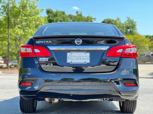 Used 2017 Nissan Sentra S w/ S Style Package FWD image 6