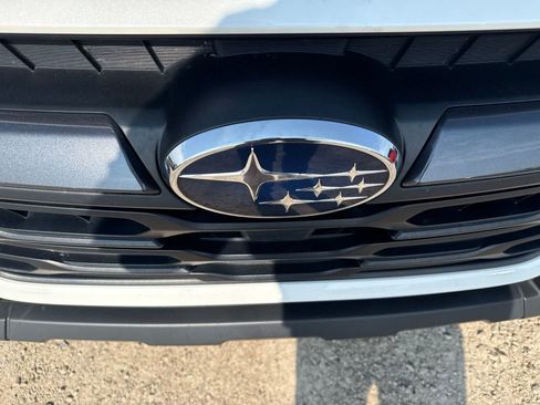 Used 2024 Subaru Outback Premium AWD/4WD image 11