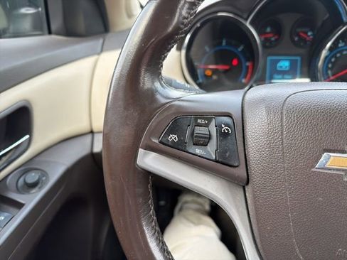 Used 2014 Chevrolet Cruze Diesel image 30