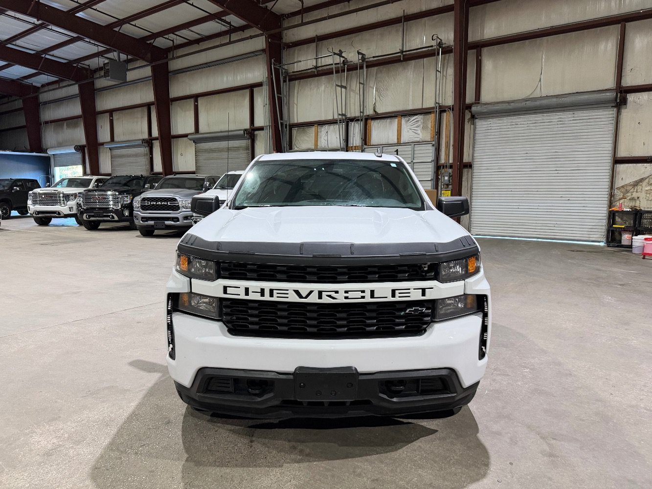 Used 2020 Chevrolet Silverado 1500 Custom w/ Custom Value Package AWD/4WD image 10