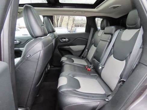 Used 2014 Jeep Cherokee Limited w/ Technology Group image 15