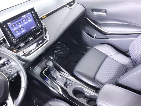 Used 2021 Toyota Corolla XSE FWD image 32