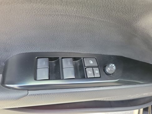 Used 2026 Toyota Camry SE FWD image 22