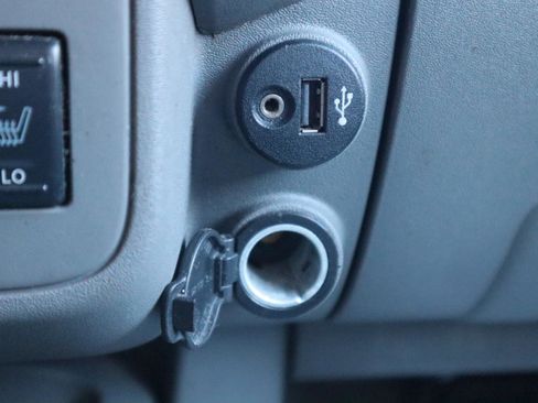 Used 2017 Nissan Frontier SV w/ SV Value Truck Package image 78