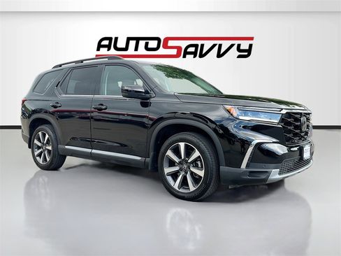 Used 2024 Honda Pilot Elite image 1