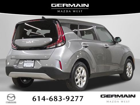 Used 2024 Kia Soul LX w/ Option Group 015 FWD image 8