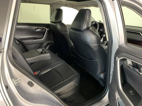 Used 2021 Toyota RAV4 Limited image 38