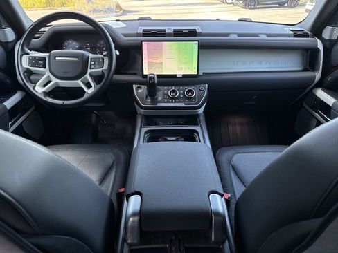 Used 2023 Land Rover Defender 130 X-Dynamic SE image 15