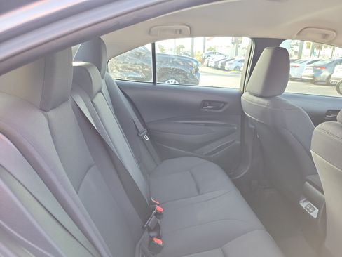 Used 2025 Toyota Corolla LE FWD image 15