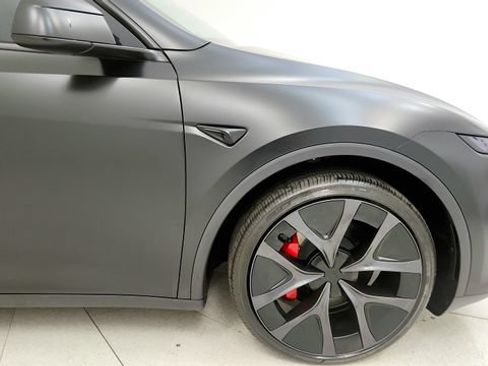 Used 2026 Tesla Model Y Performance AWD/4WD image 21